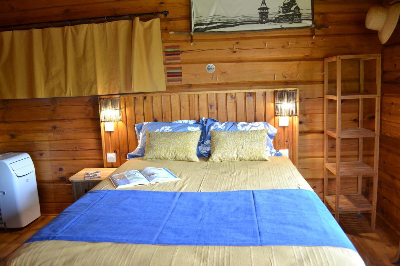 Maison D'Hotes La Chouanniere Bed and Breakfast Les Bois-d'Anjou Exteriör bild
